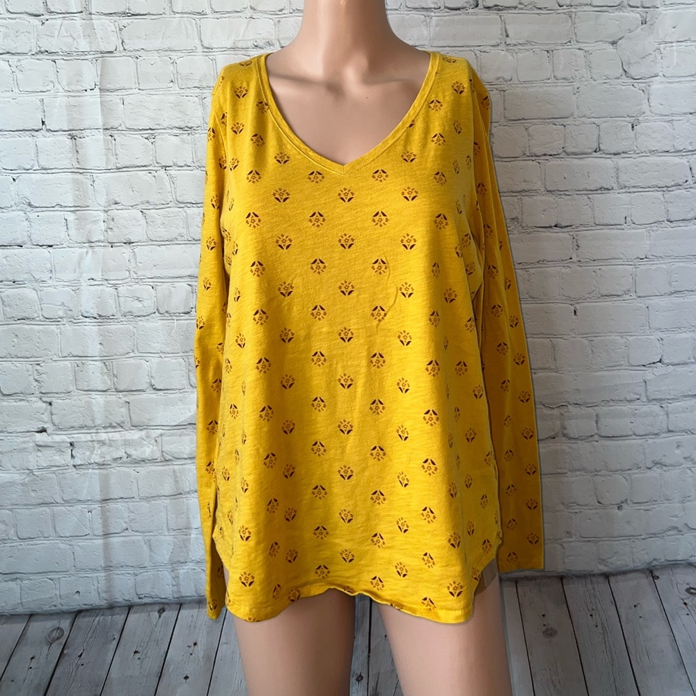 sonoma everyday tee yellow long sleeve shirt size M